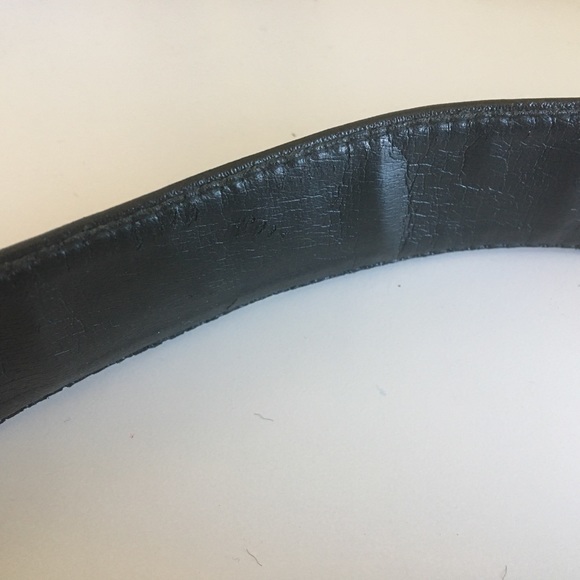 🌹3 for one🌹Faux leather vintage belt - Picture 6 of 9